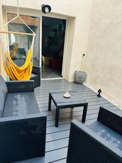 Appartement En Petite Camargue Saint-Laurent-dʼAigouze エクステリア 写真